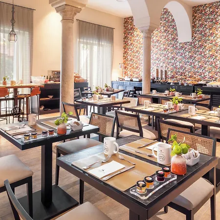 ホテル ユーロスターズ ブティック セビリア