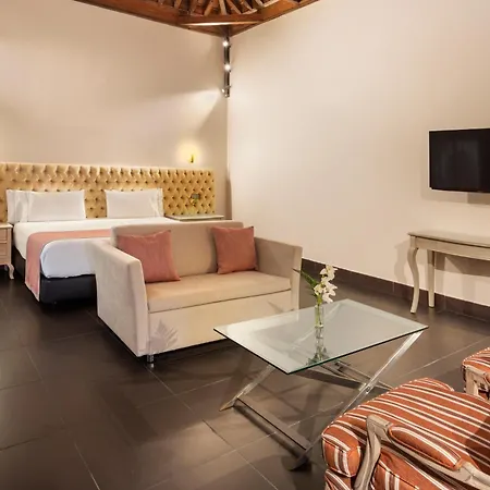 Отель Eurostars Boutique 4*