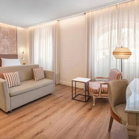 Eurostars Boutique Hotel 4*