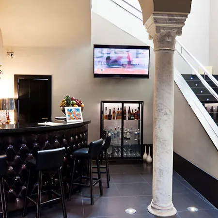 Eurostars Boutique Отель 4*