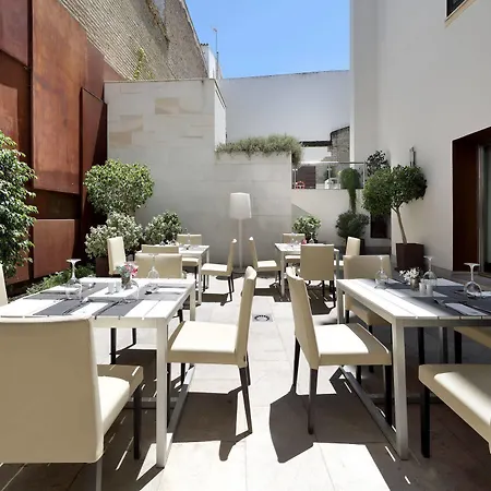Eurostars Boutique Hotel 4*
